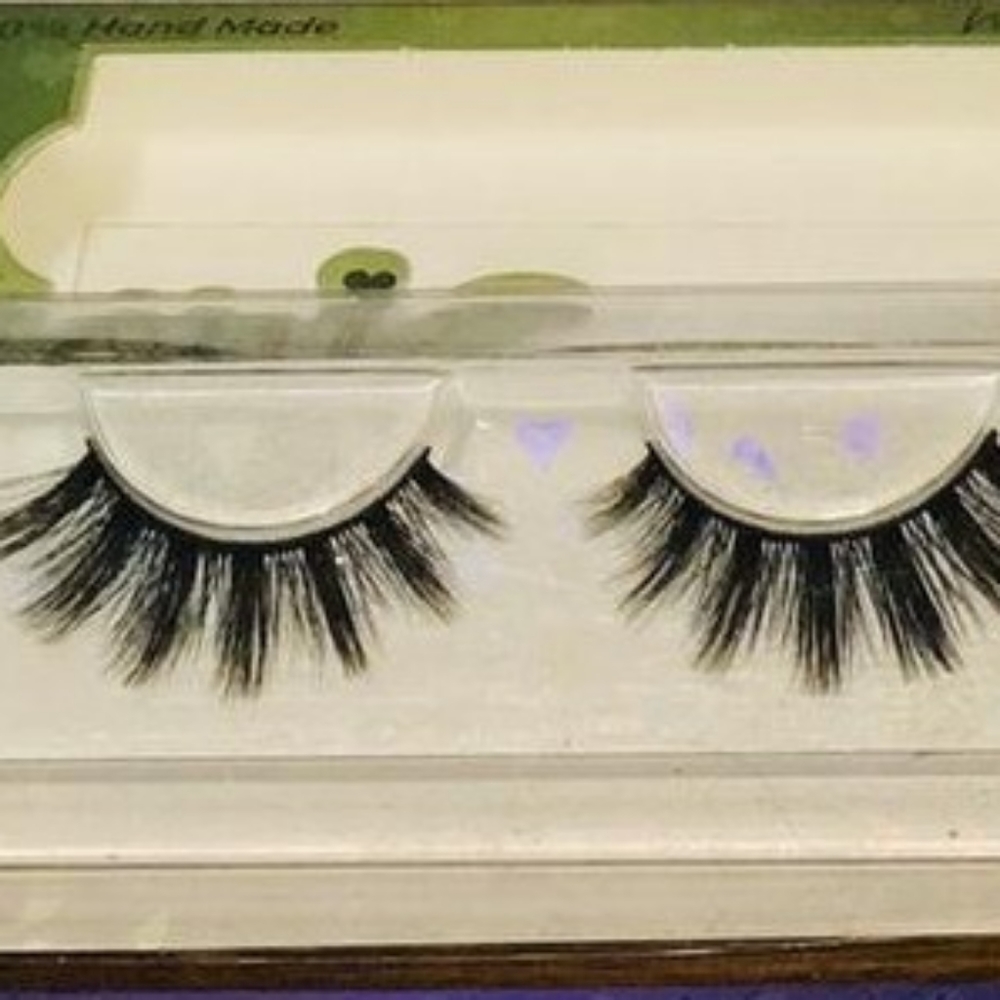 Lashes